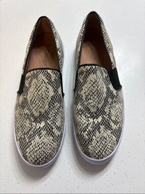 Vionic Splendid Demetra Snake Print Slip-On Loafers Sneakers Women's Sz 7.5